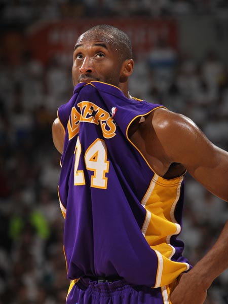 低薪续约背 低薪续约背