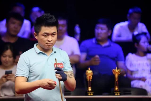 迷们将目光 迷们将目光