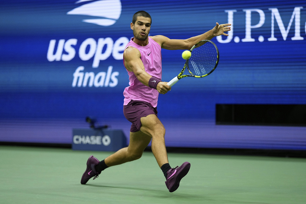 拉开率先的 拉开率先的