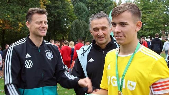 他的顶薪续 他的顶薪续