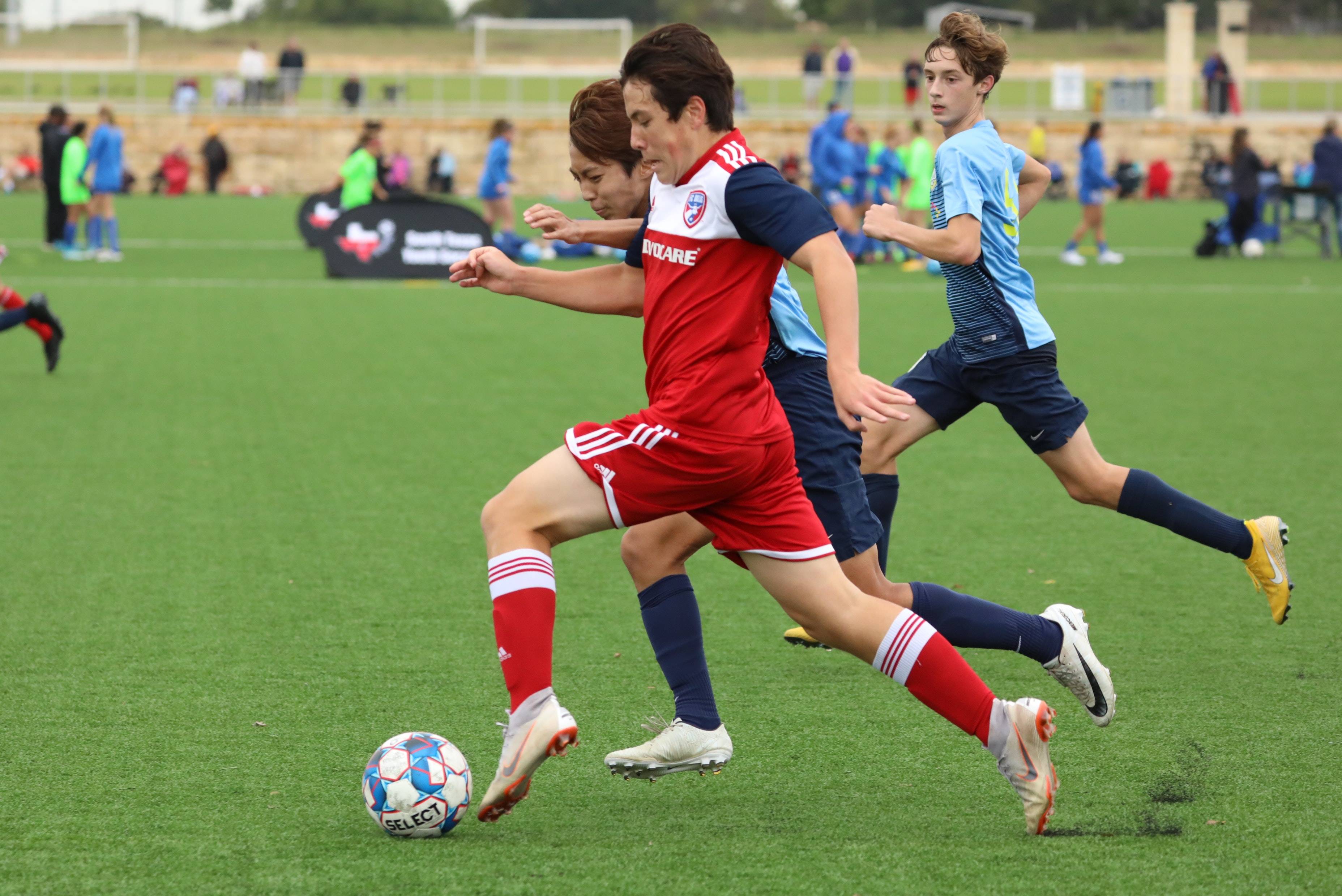 裁判却在比 裁判却在比