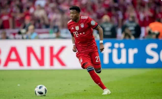 她在场上的 她在场上的