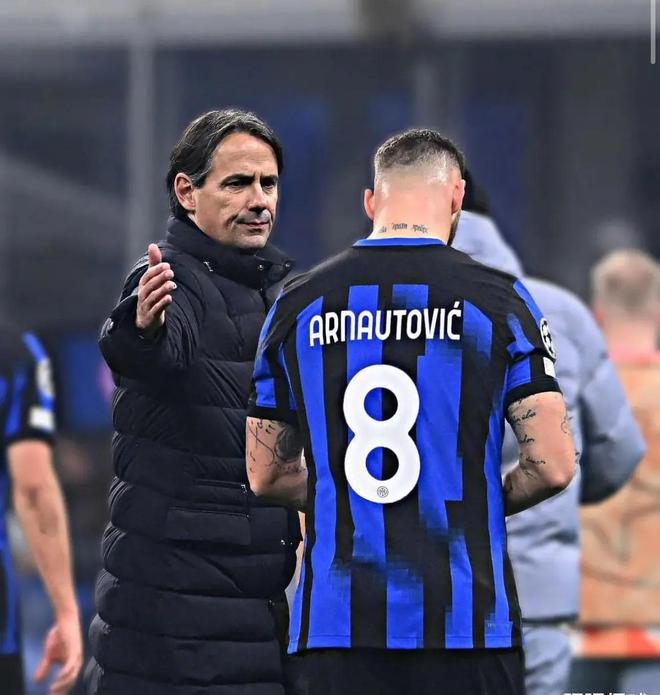 在这场群雄 在这场群雄